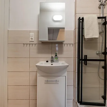 Rentplanet - Przy Parku Tolpy Apartment Wroclaw